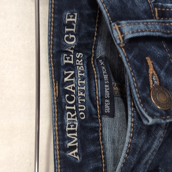 American Eagle Super Super Stretch Super High Rise Jegging Distressed Size 2 - Picture 2 of 7